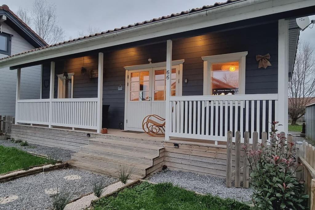 Villa *L'Ecrin De L'Etang* Depaysement Assure Bourbourg Esterno foto